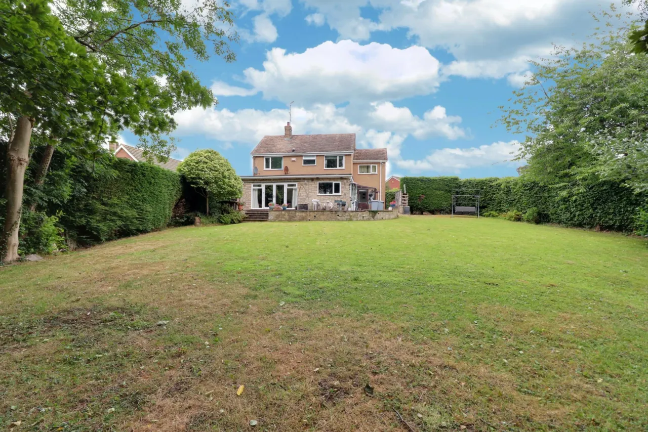 Salander Crescent, Wistaston, photo 17