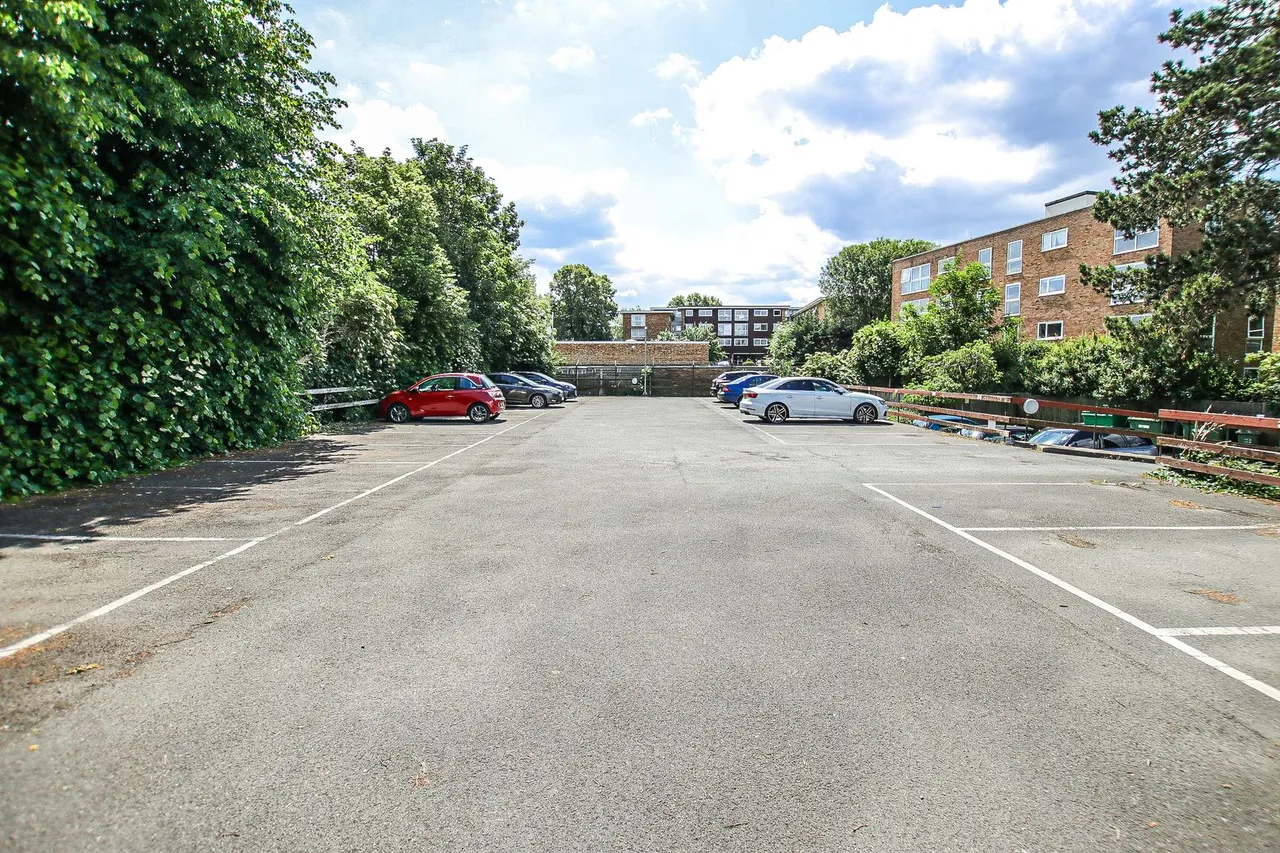 Harcourt Avenue, Wallington, photo 12