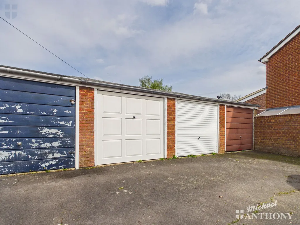 Ambleside, Aylesbury, HP21 9TT, photo 13