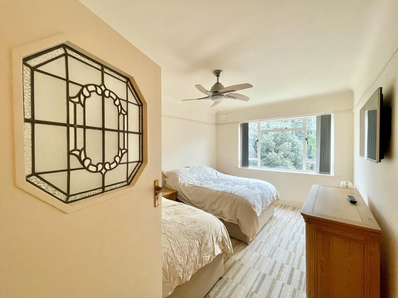 Weston Grange, BH1, photo 2