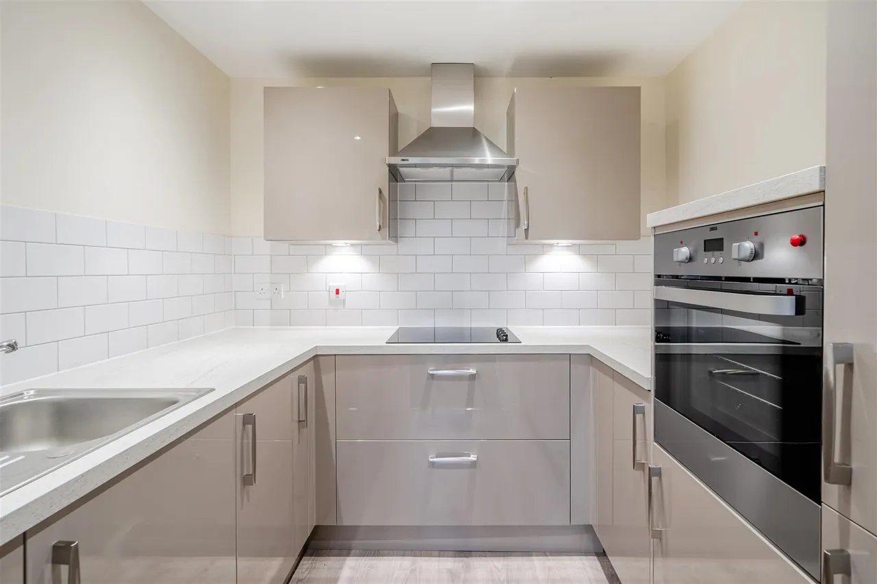 Normandy Drive, Yate, BS37, photo 4
