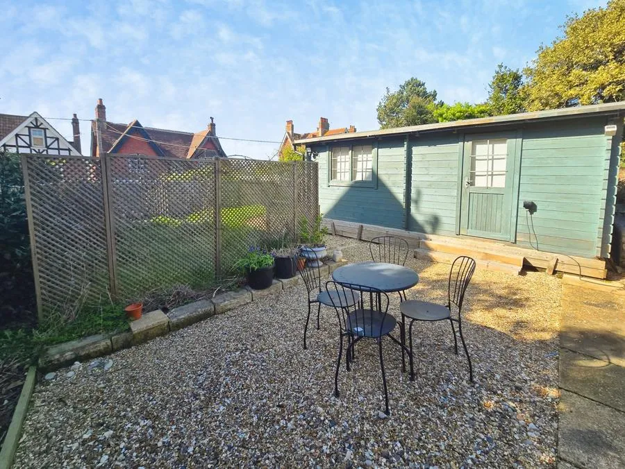 The Broadway, Totland Bay, PO39, photo 16