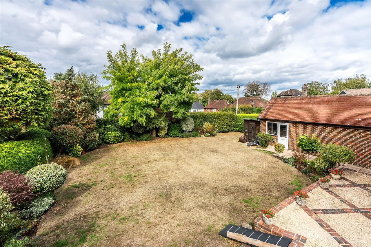 Green Lane, Guildford, GU1, photo 32