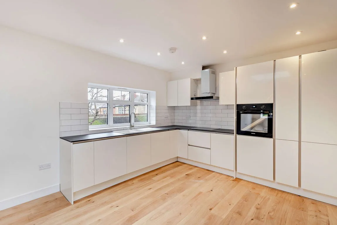 Moss Lane, Pinner Village, HA5, photo 2