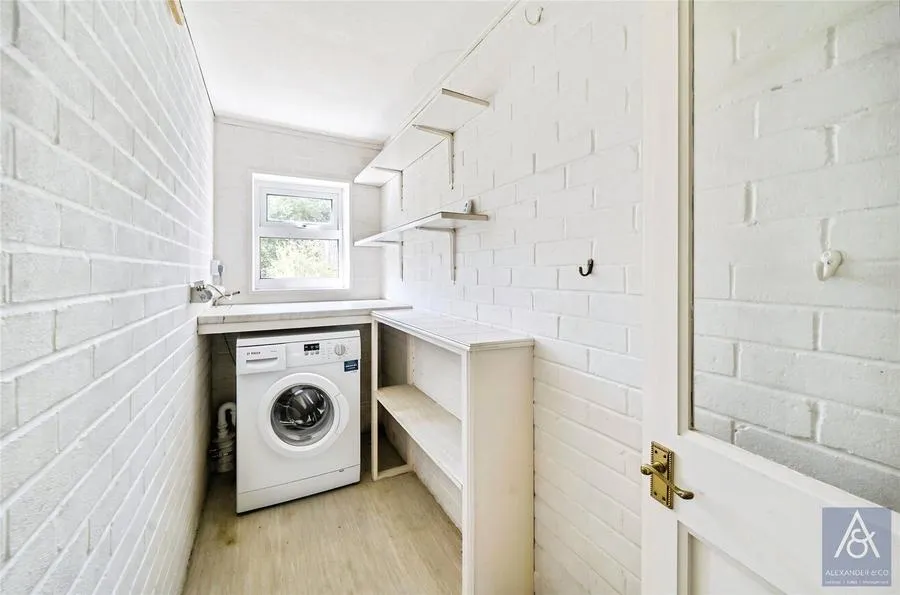 Highlands Road, Buckingham, MK18, photo 7