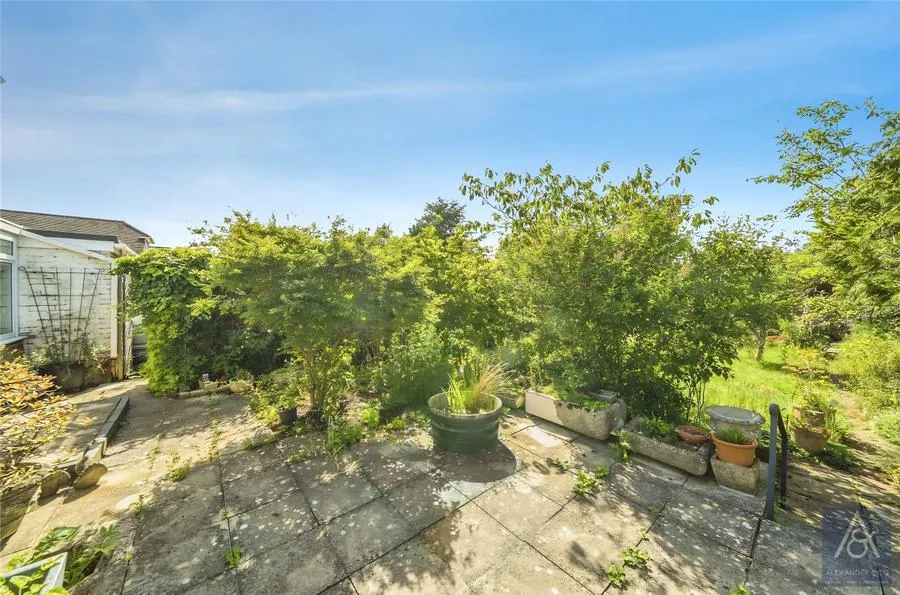 Highlands Road, Buckingham, MK18, photo 22