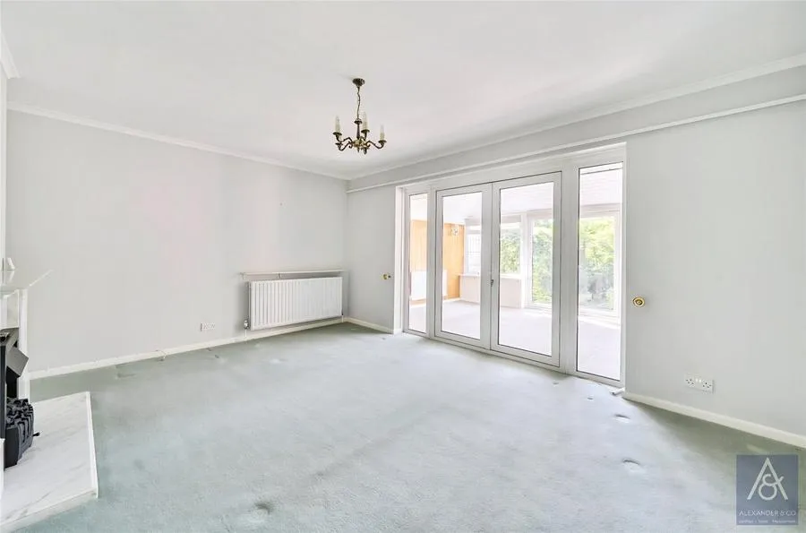 Highlands Road, Buckingham, MK18, photo 13