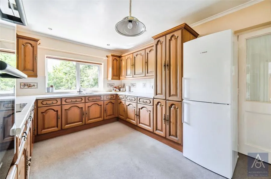 Highlands Road, Buckingham, MK18, photo 4