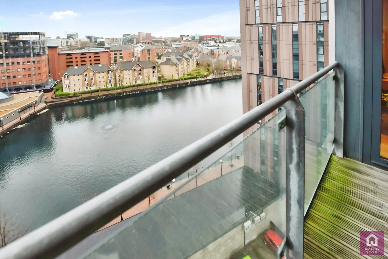 The Quays, Salford Quays, M50, photo 5