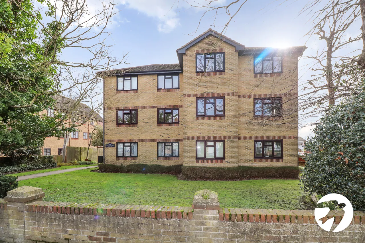 1 bed 1 bedroom property for sale, Erith Road, Belvedere, DA17
