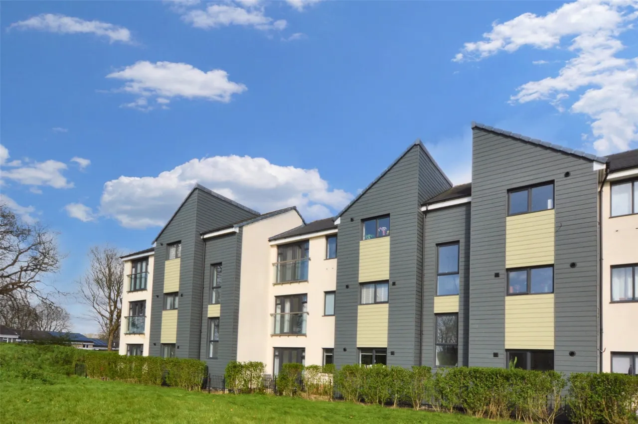 2 bed property for sale — Marazion Way, Plymouth, Devon, PL2