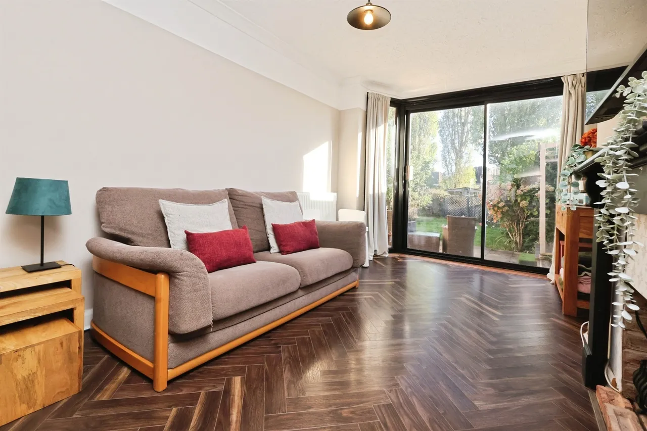 Leavesden Grove, Birmingham, B26, photo 3