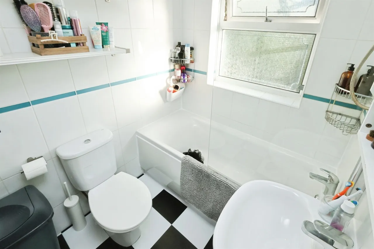 Leavesden Grove, Birmingham, B26, photo 8