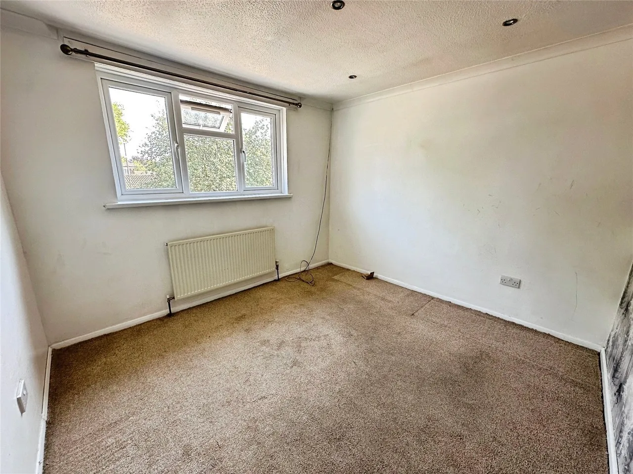 Julius Gardens, Luton, Bedfordshire, LU3, photo 11