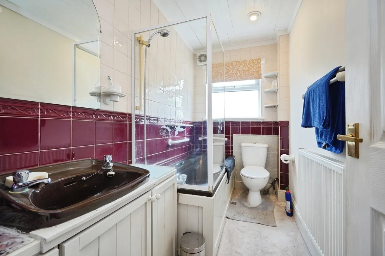 Elms Road, Burton-on-Trent, DE15, photo 14