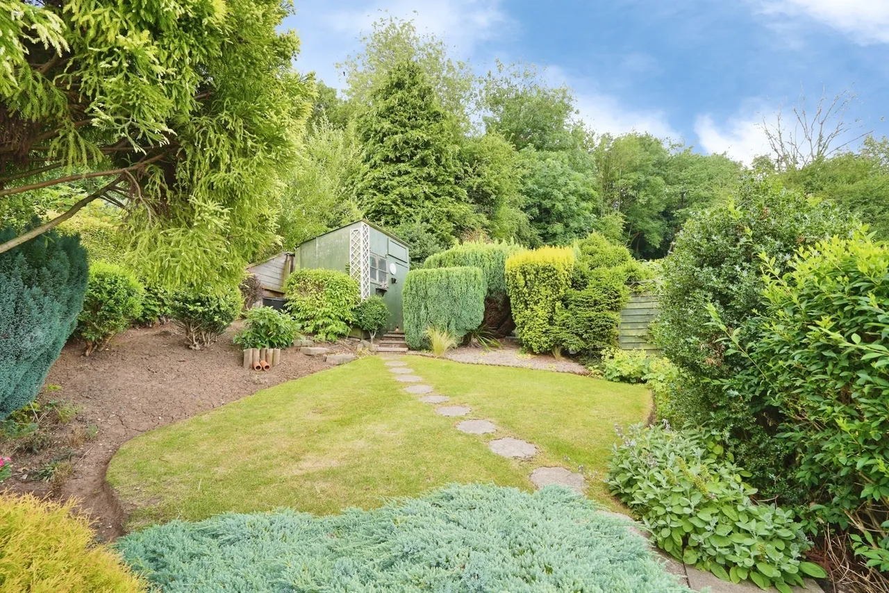 Elms Road, Burton-on-Trent, DE15, photo 15