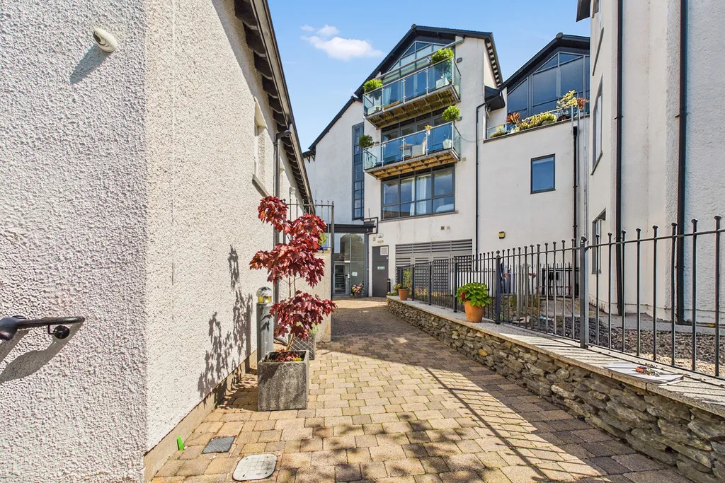 1 bed flat for sale, St. Martins Court, Bowness on Windermere, LA23