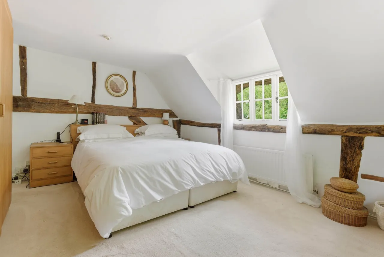 Missenden Road, Butlers Cross, photo 13