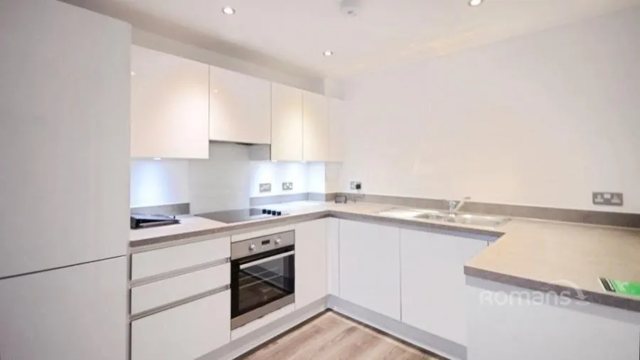 Kidwells Close, Maidenhead, SL6, photo 3
