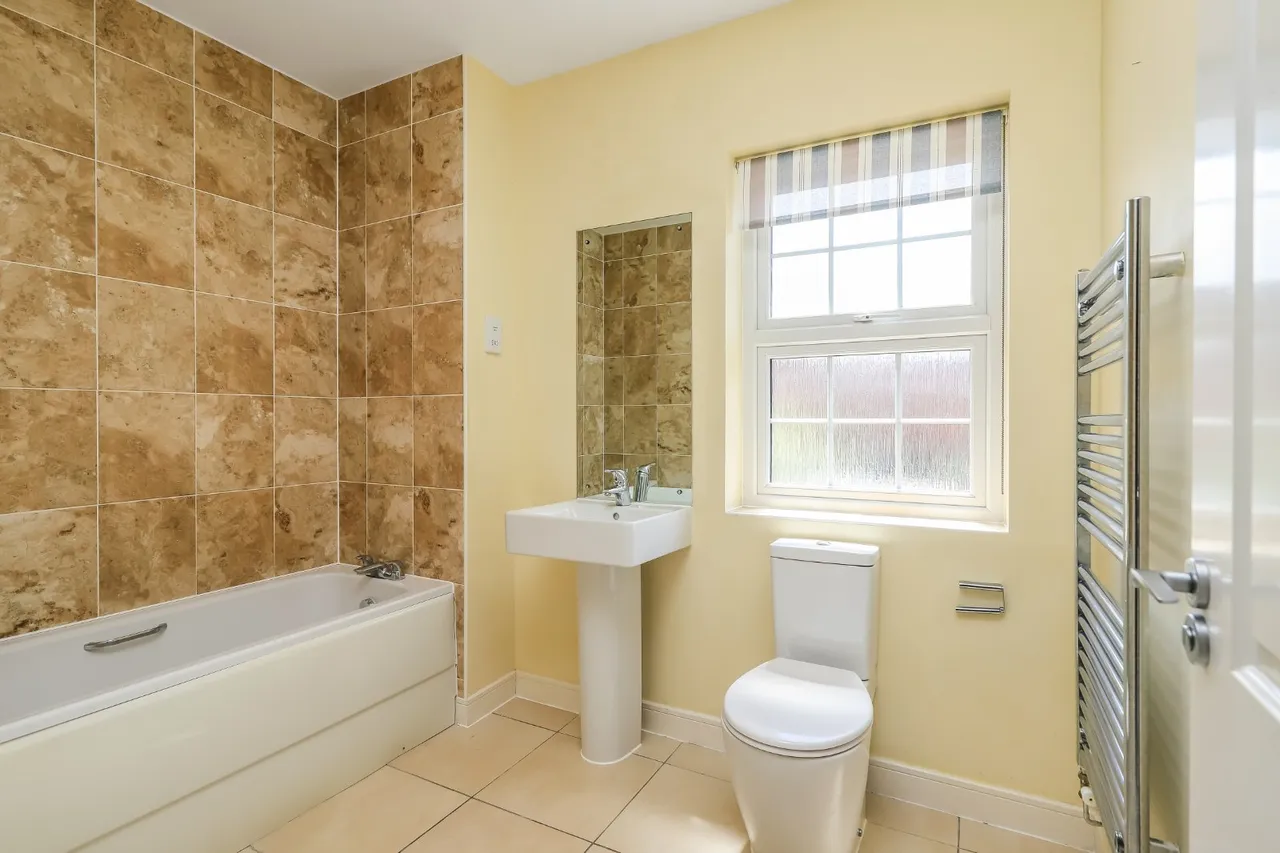 Clearbury View, Downton, Salisbury, Wiltshire, SP5 3FG, photo 10