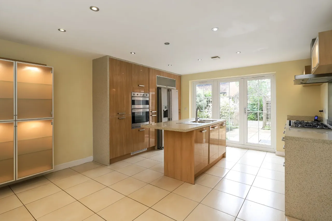 Clearbury View, Downton, Salisbury, Wiltshire, SP5 3FG, photo 2