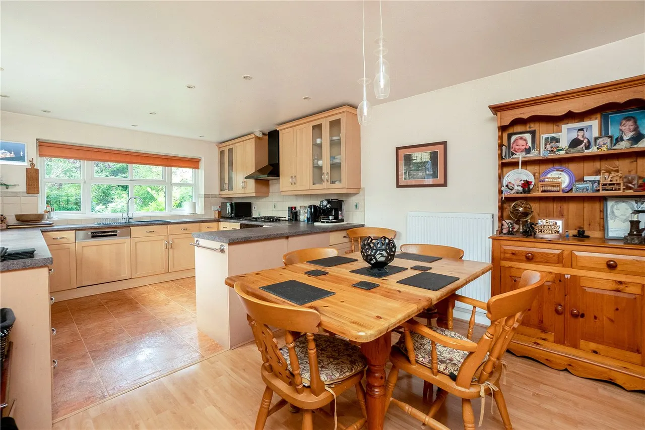 Lincoln Close, Wellesbourne, Warwick, Warwickshire, CV35, photo 4