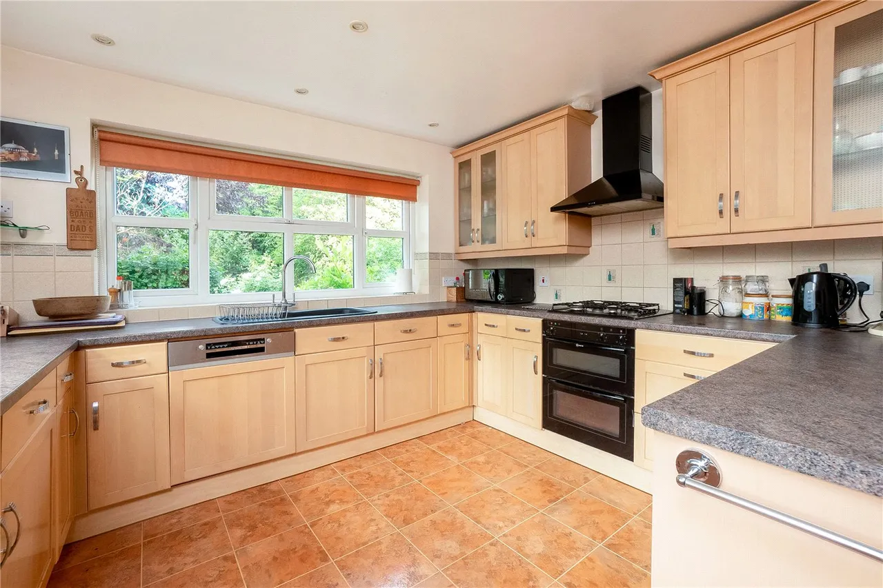 Lincoln Close, Wellesbourne, Warwick, Warwickshire, CV35, photo 6