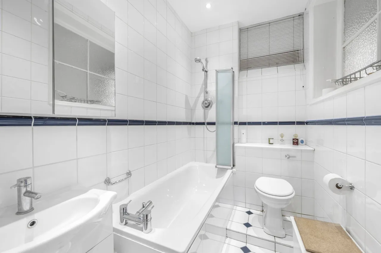 Great Portland Street, Fitzrovia, W1W, photo 18