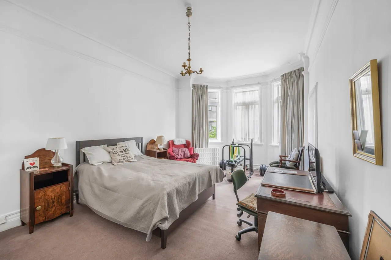 Great Portland Street, Fitzrovia, W1W, photo 6