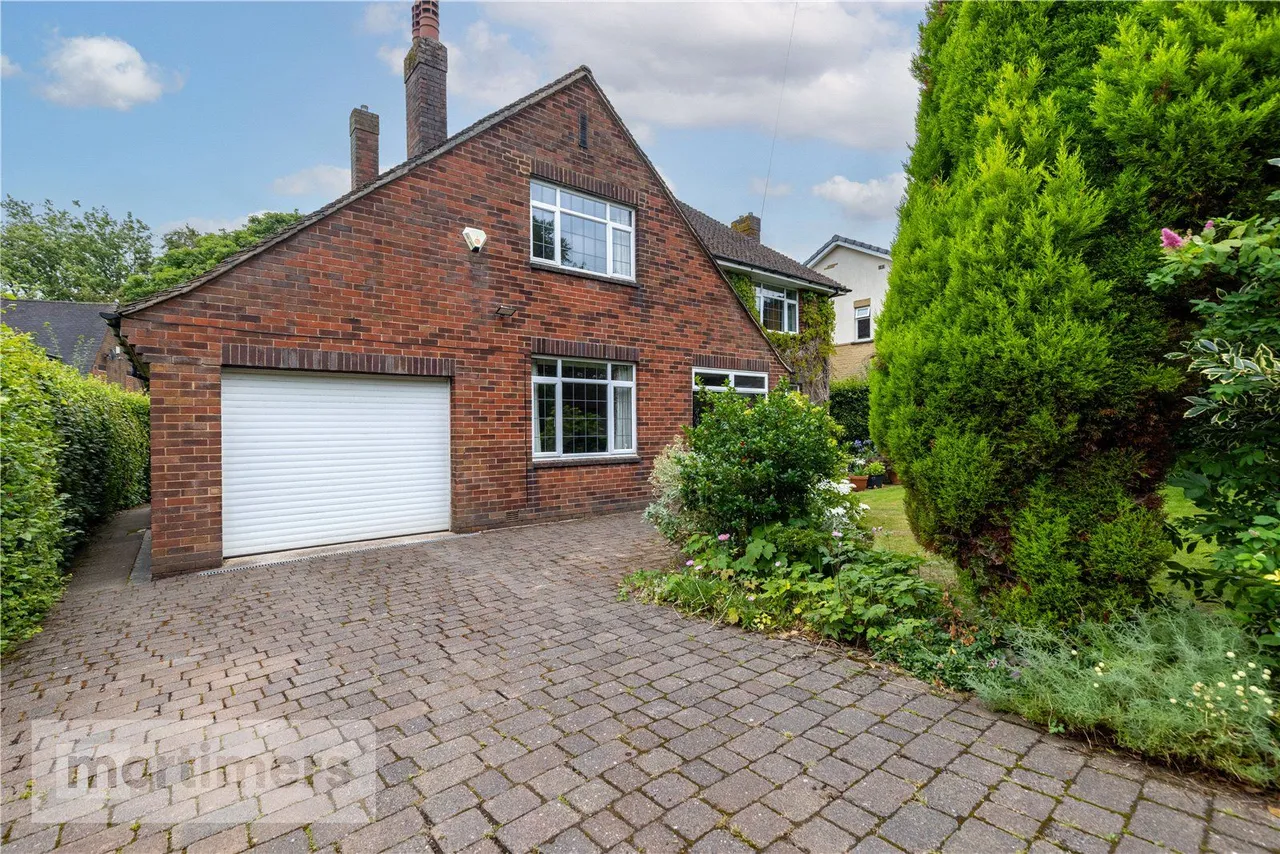 4 bed house for sale, Woodfield Avenue, Accrington, BB5