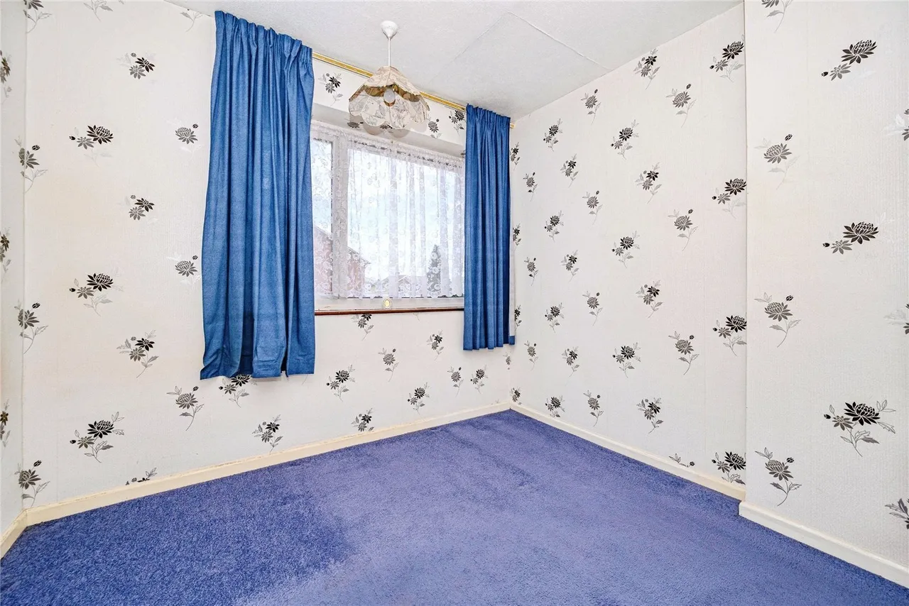 Leagrave High Street, Luton, Bedfordshire, LU4, photo 10