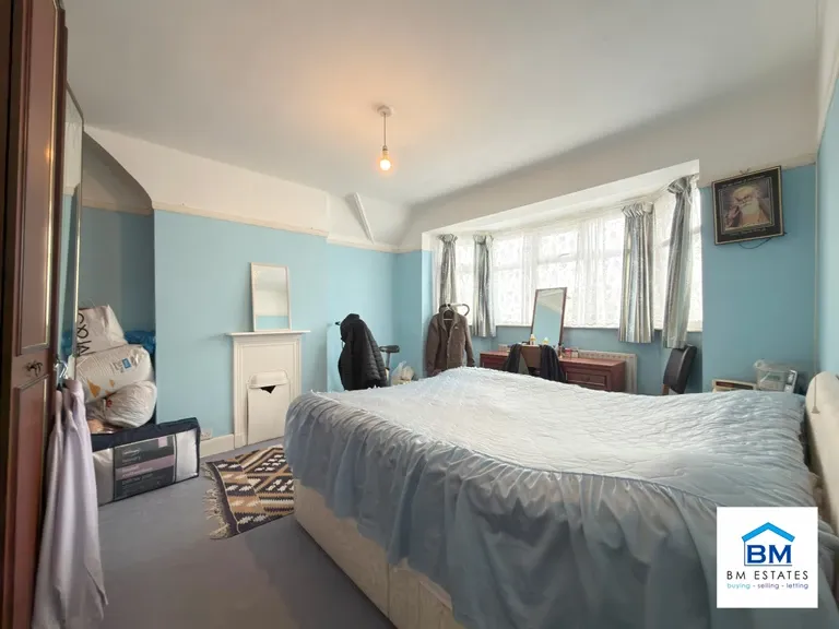 Bodnant Avenue, Leicester, LE5 5RB, photo 5