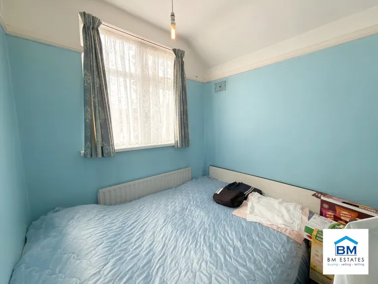 Bodnant Avenue, Leicester, LE5 5RB, photo 7