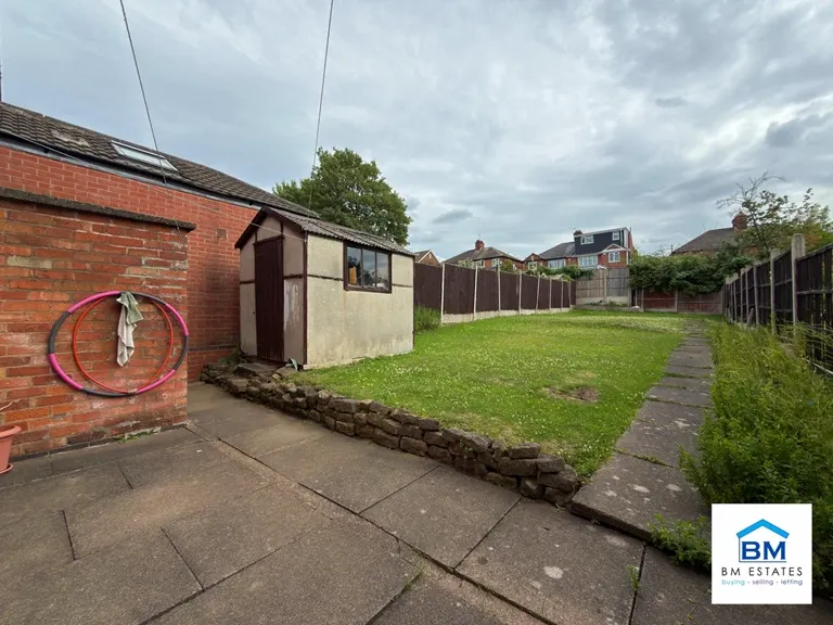 Bodnant Avenue, Leicester, LE5 5RB, photo 9