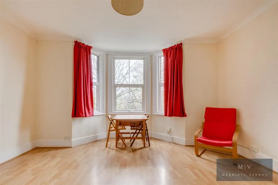 Woodstock Road, Croydon, photo 13