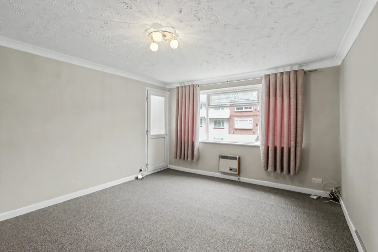 Plantation Road, Poole, BH17, photo 3