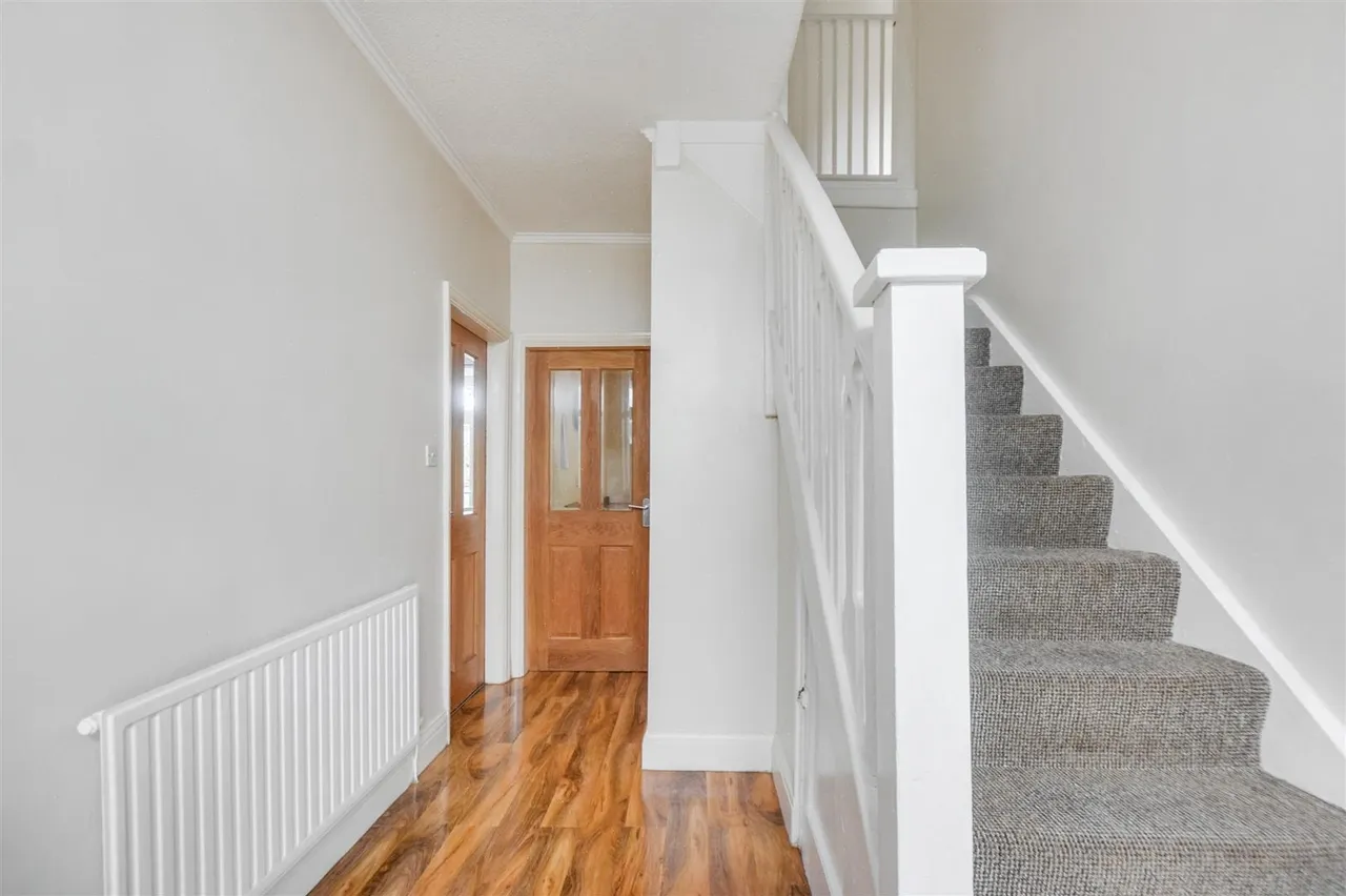 Queens Drive, Beeston, NG9, photo 5