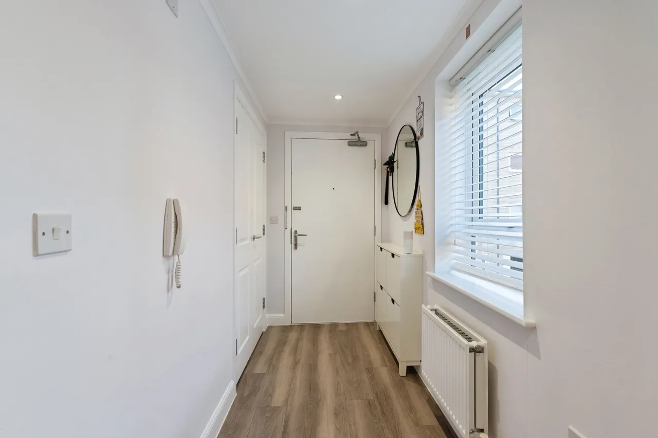 Chase Way, Grays, Essex, RM20, photo 5