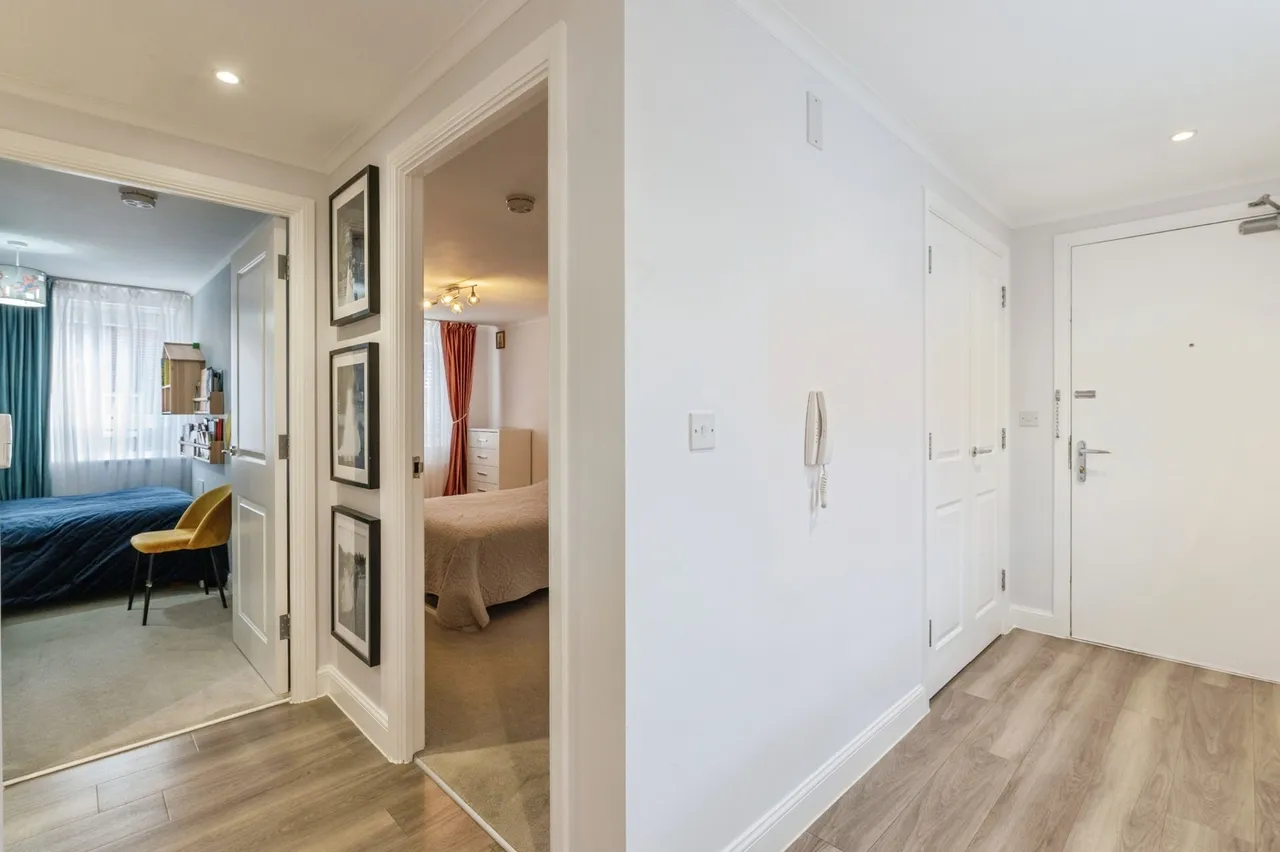 Chase Way, Grays, Essex, RM20, photo 6