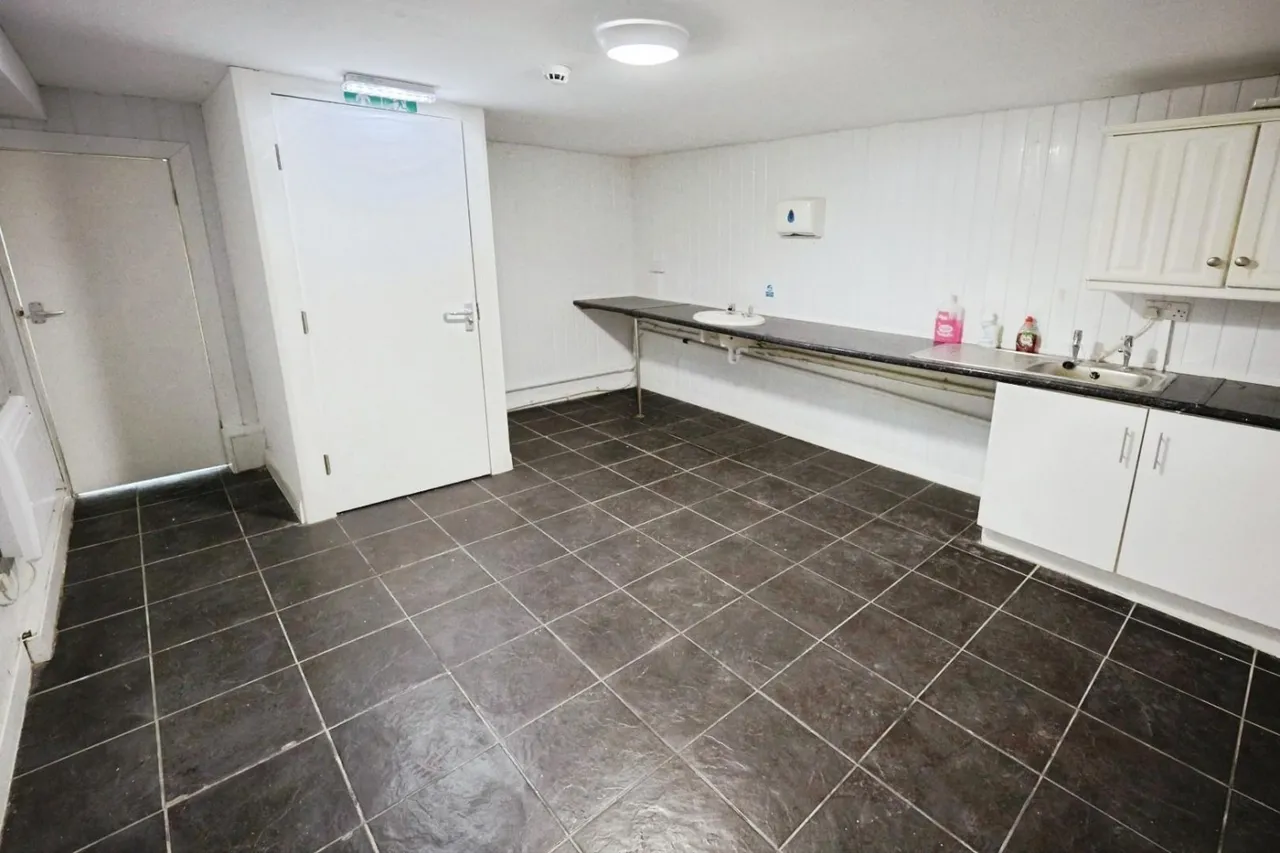 Fore Bondgate, Bishop Auckland, DL14, photo 4