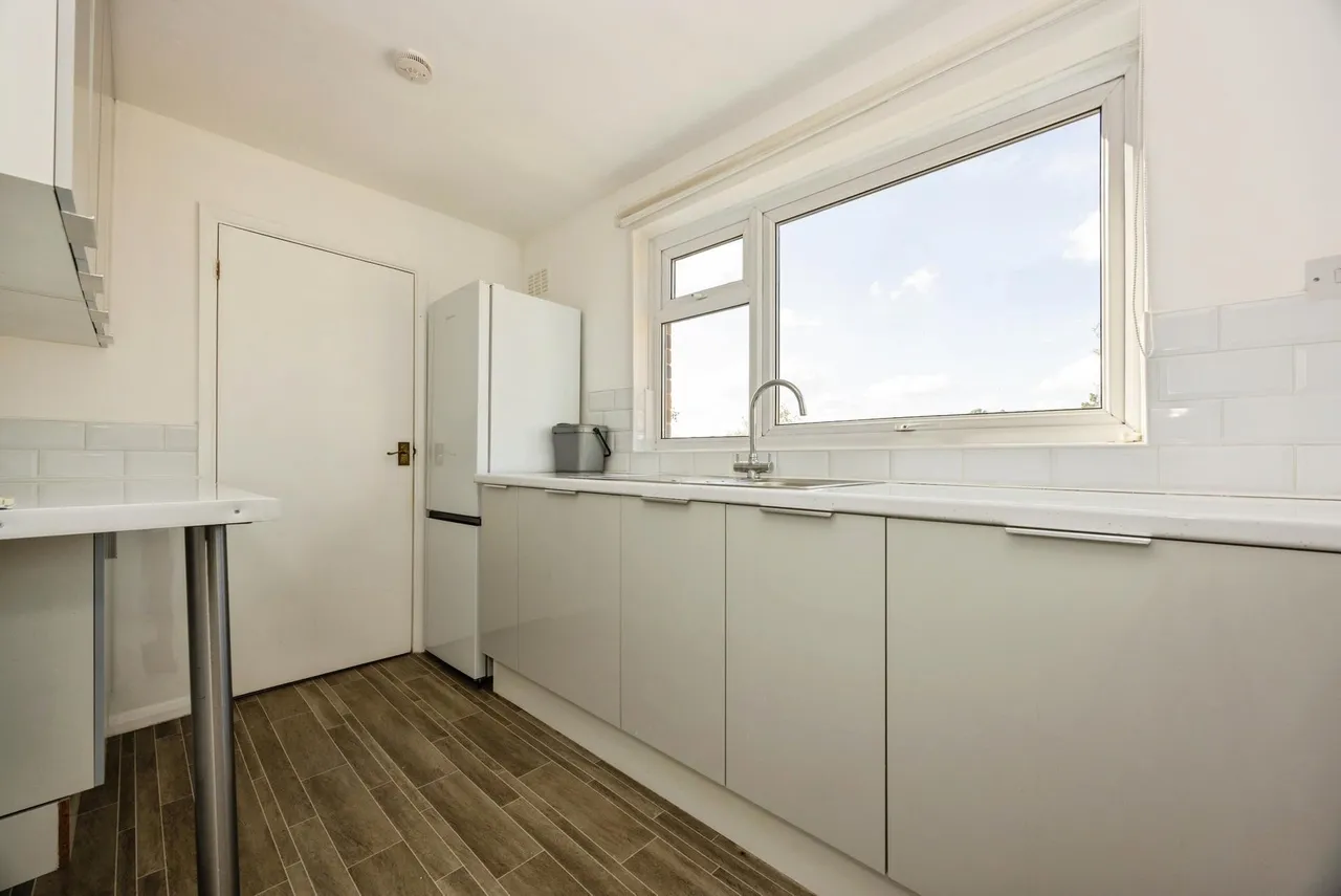Church Road, Frimley, GU16, photo 11