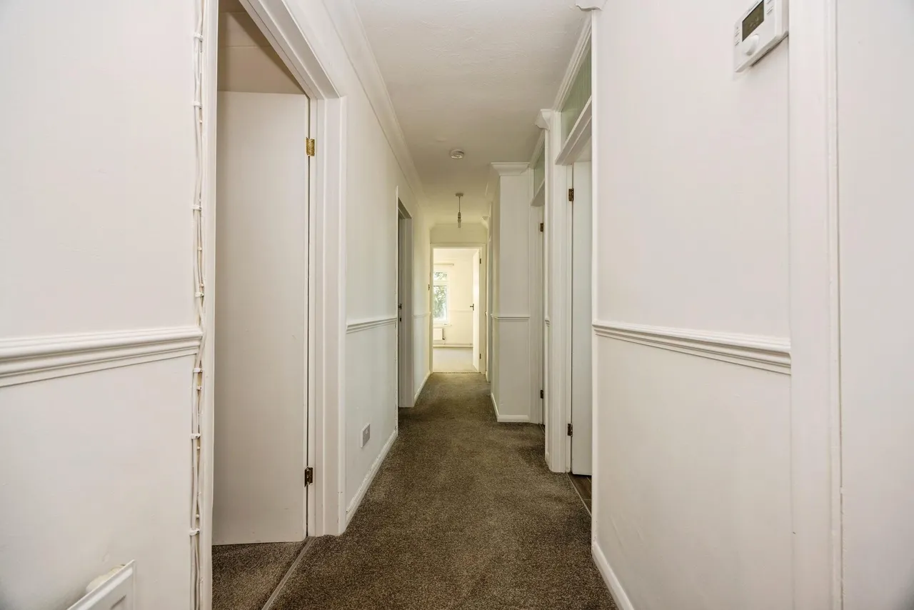 Church Road, Frimley, GU16, photo 4