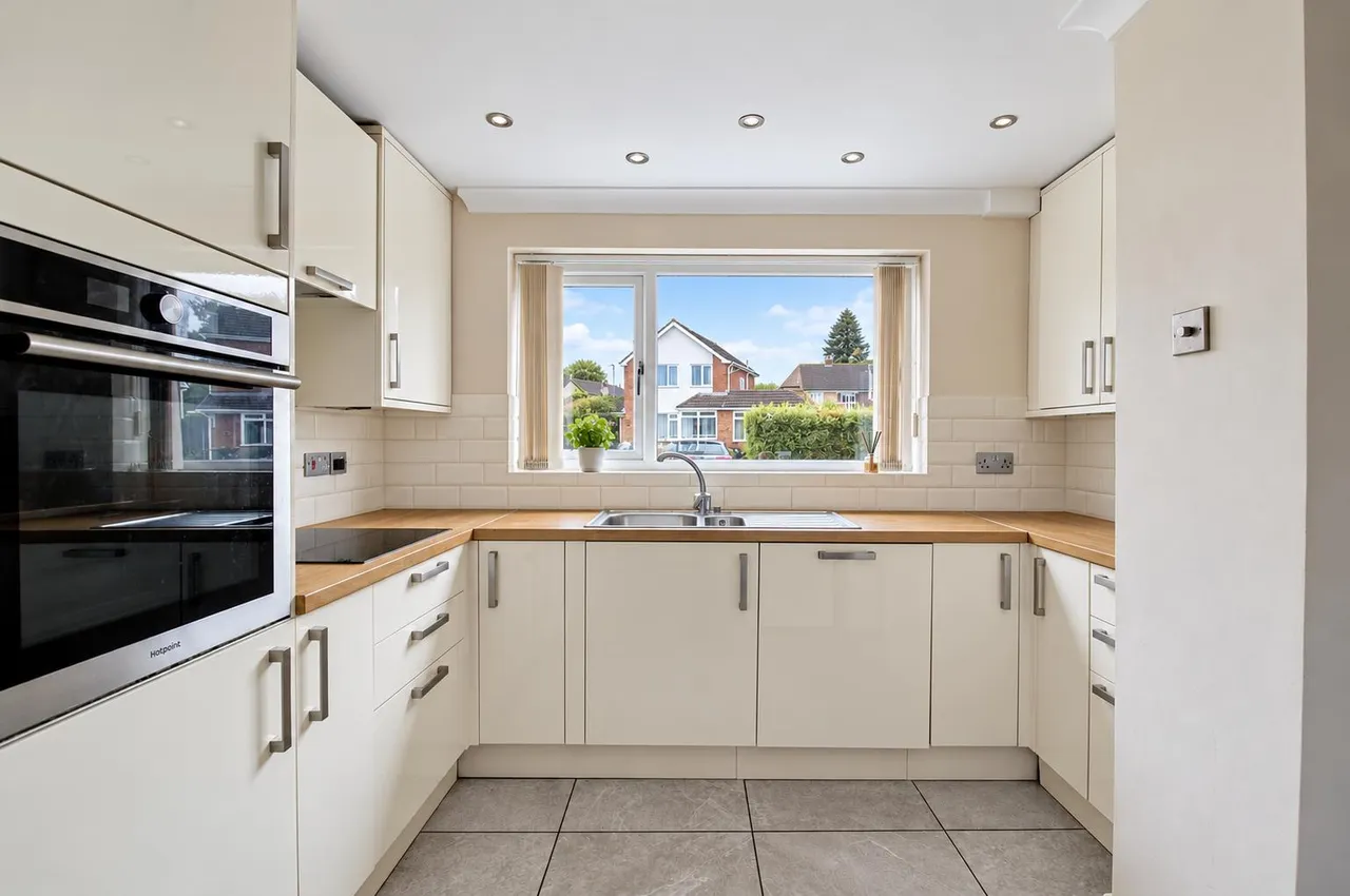 Claremont Road, Tamworth, B79, photo 3