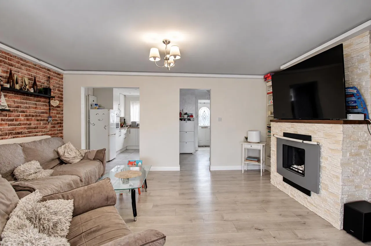 Claremont Road, Tamworth, B79, photo 13