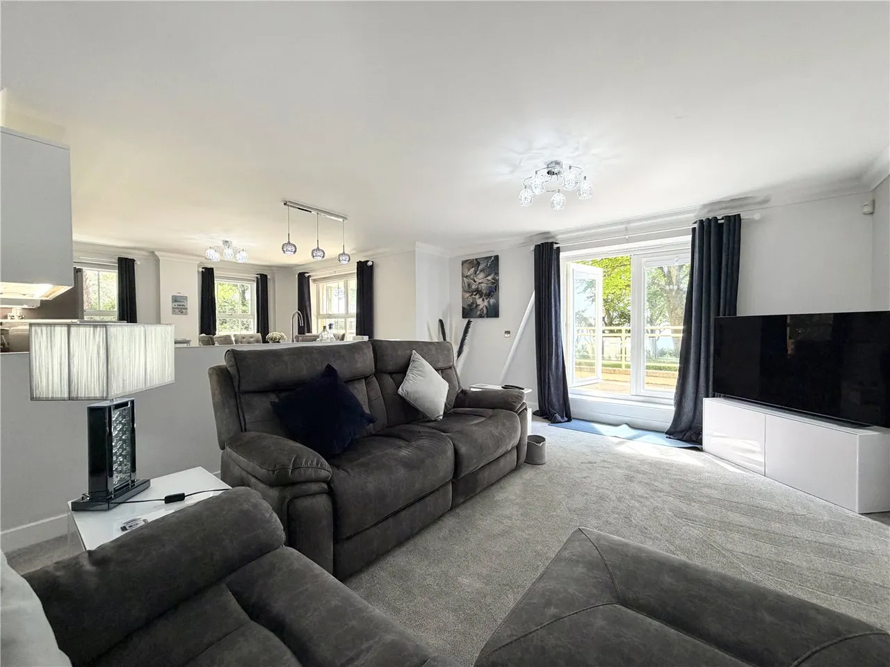 West Cliff Road, Bournemouth, BH2, photo 4