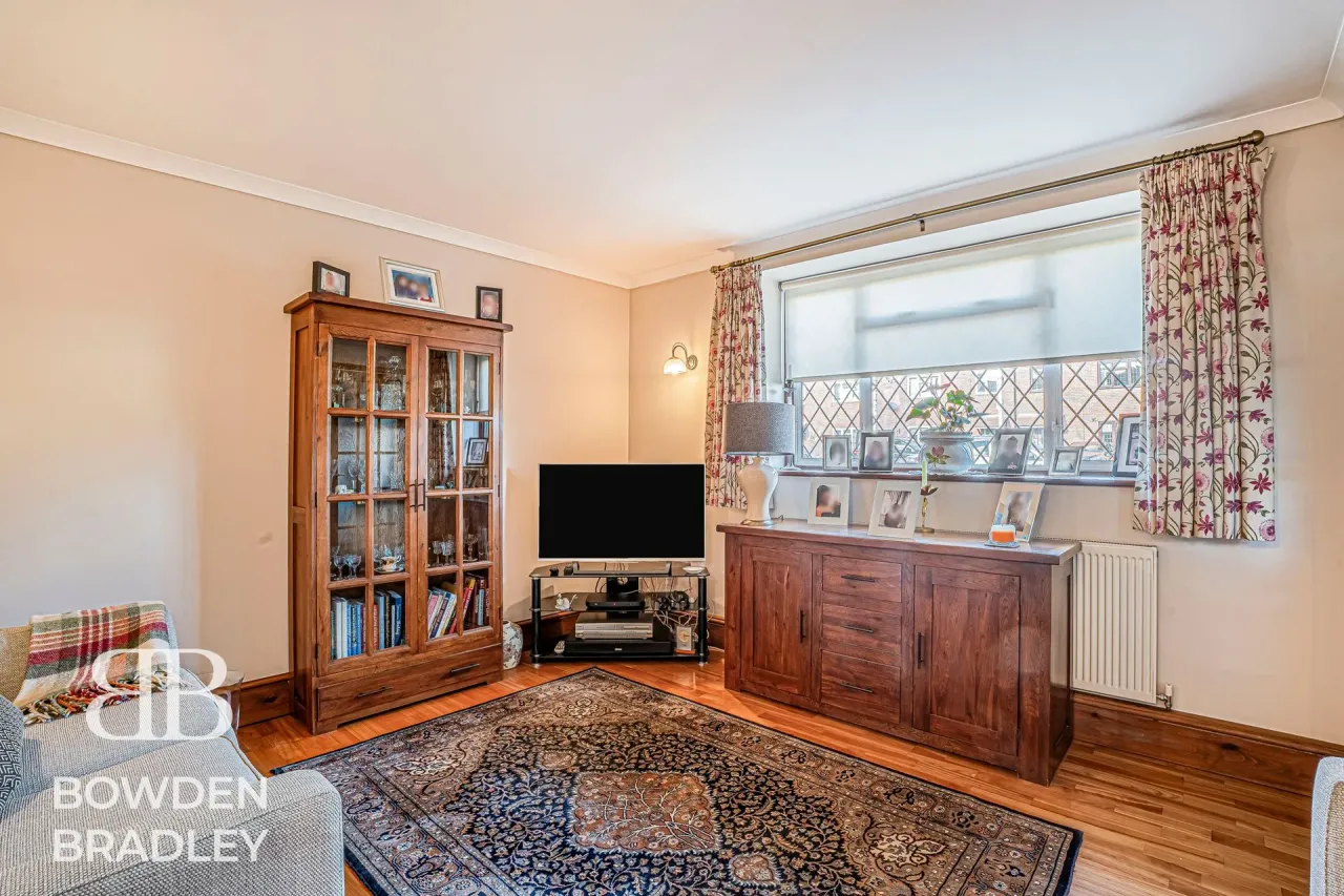 Elmbridge Road, Hainault, IG6, photo 7