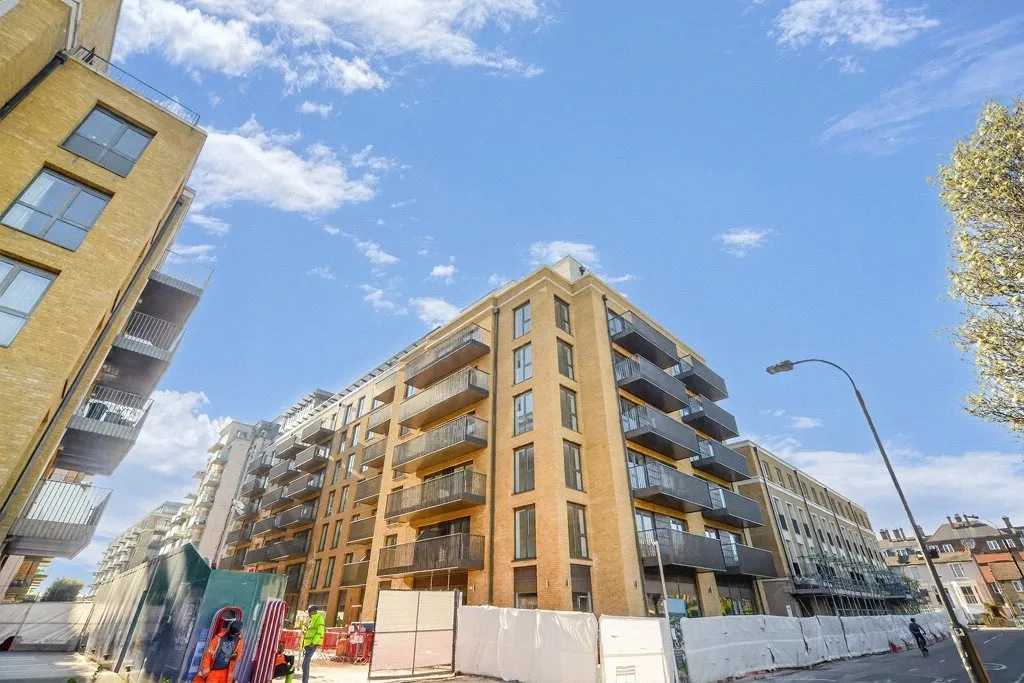 1 bed flat for sale, Parr's Way, Hammersmith, W6