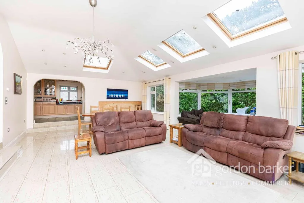 Woodside Close, Ferndown, BH22 9LG, photo 9