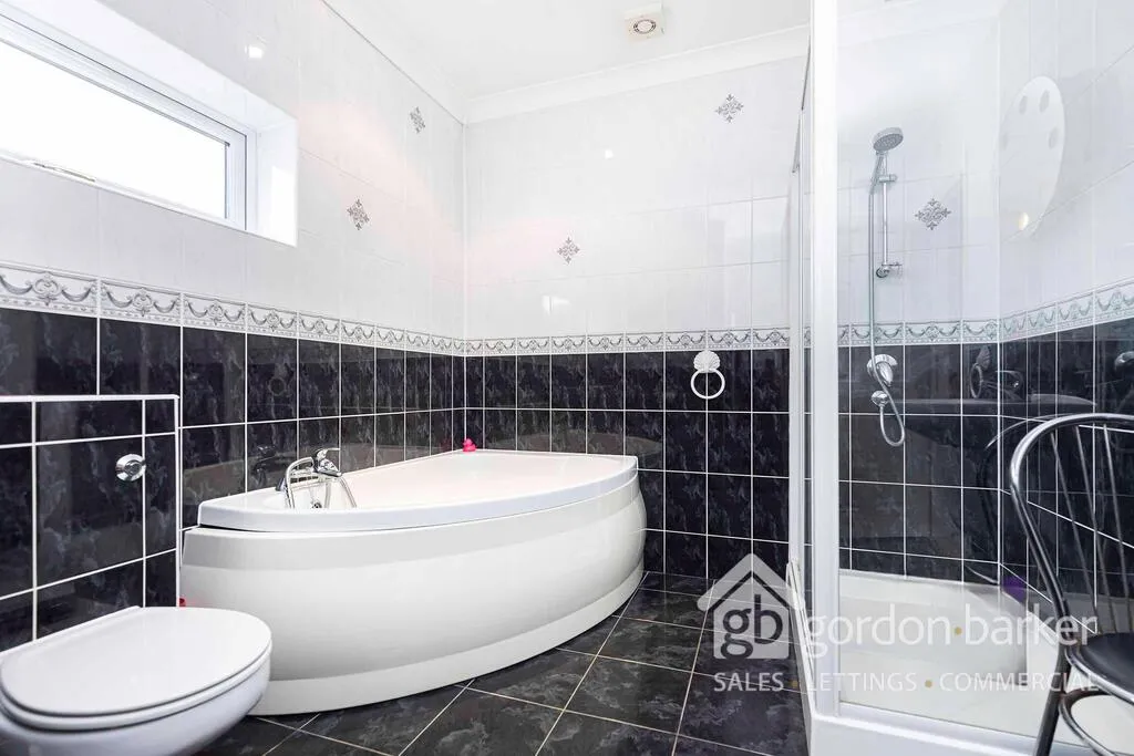 Woodside Close, Ferndown, BH22 9LG, photo 21