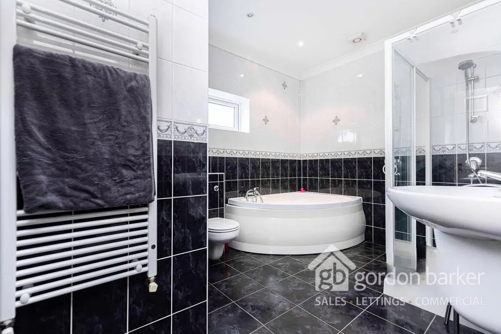 Woodside Close, Ferndown, BH22 9LG, photo 20